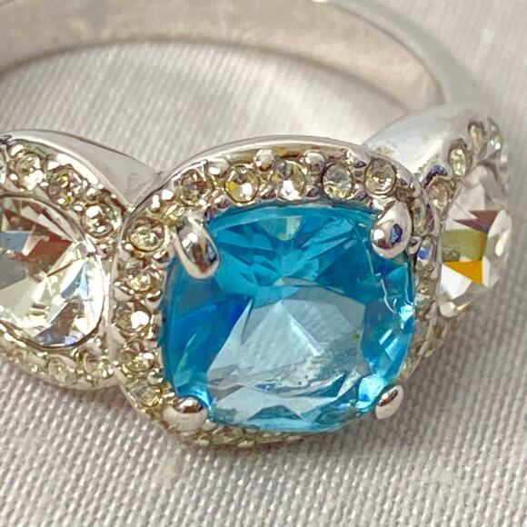 Silver Tone Cocktail Ring With Aqua Blue Central Stone And Clear Side Stones - Picture 5 of 9
